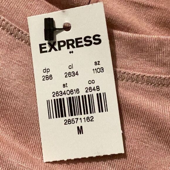 EXPRESS NWT WOMENS T SHIRT TOP LIGHT PINK MEDIUM - Picture 4 of 7